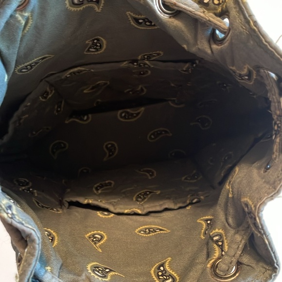 Olive Green/White Paisley Quilted Vera
Bradley Inspired Backpack - Picture 9 of 16